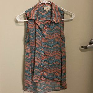 Collective Concepts Peach and Blue Collared Button Up Sleeveless Top (XS)
